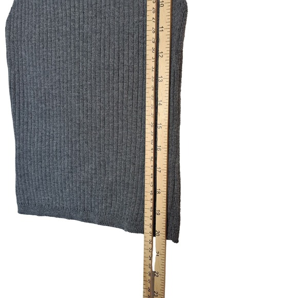 Full Tilt Tank Top Women's S Sleeveless Ribbed Key Hole‎ Shirt Gray Racerback - Picture 6 of 7